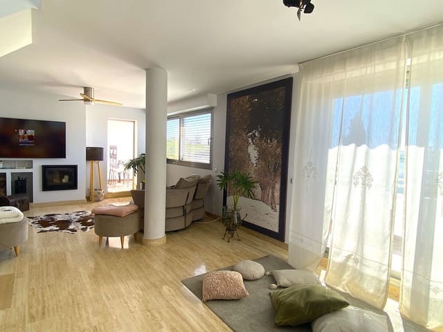 5 chambre Penthouse à vendre à La Cala de Mijas, Mijas avec piscine garage - 739 000 € (Ref: 9687539)