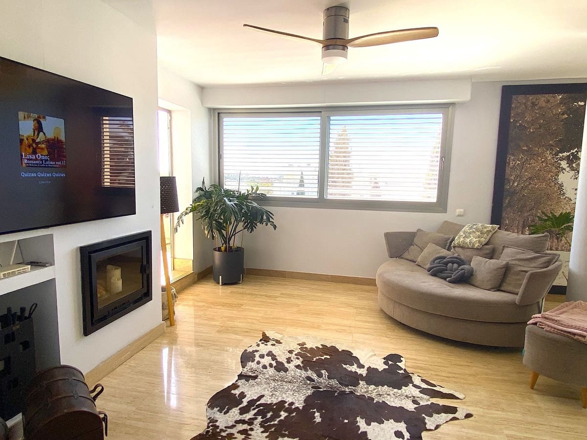 5 bedroom Penthouse for sale in La Cala de Mijas with pool garage - € 739,000 (Ref: 9687539)