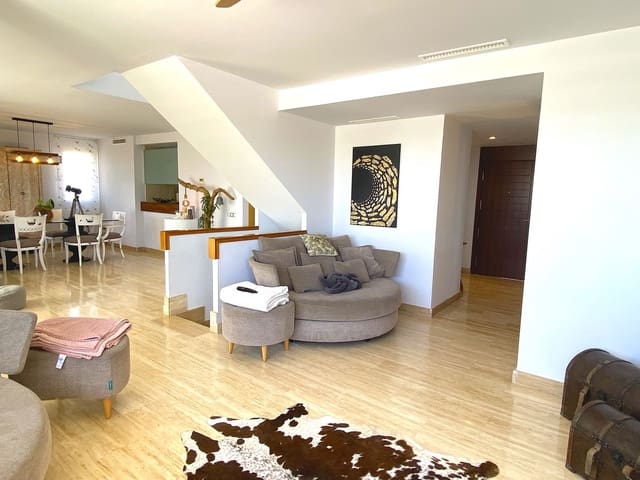 Ático de 5 habitaciones en La Cala de Mijas, Mijas en venta con piscina garaje - 739.000 € (Ref: 9687539)