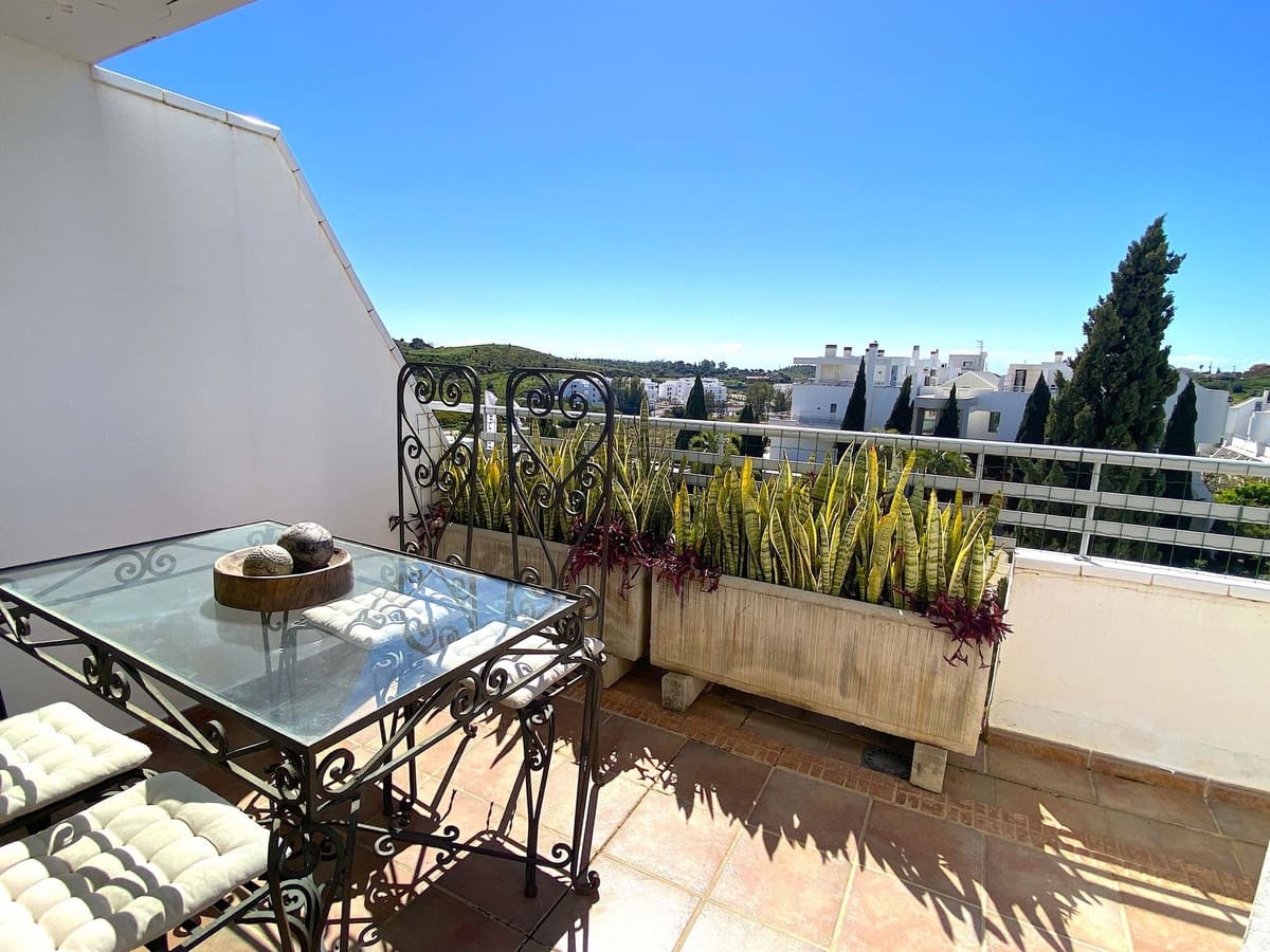 5 bedroom Penthouse for sale in La Cala de Mijas with pool garage - € 739,000 (Ref: 9687539)