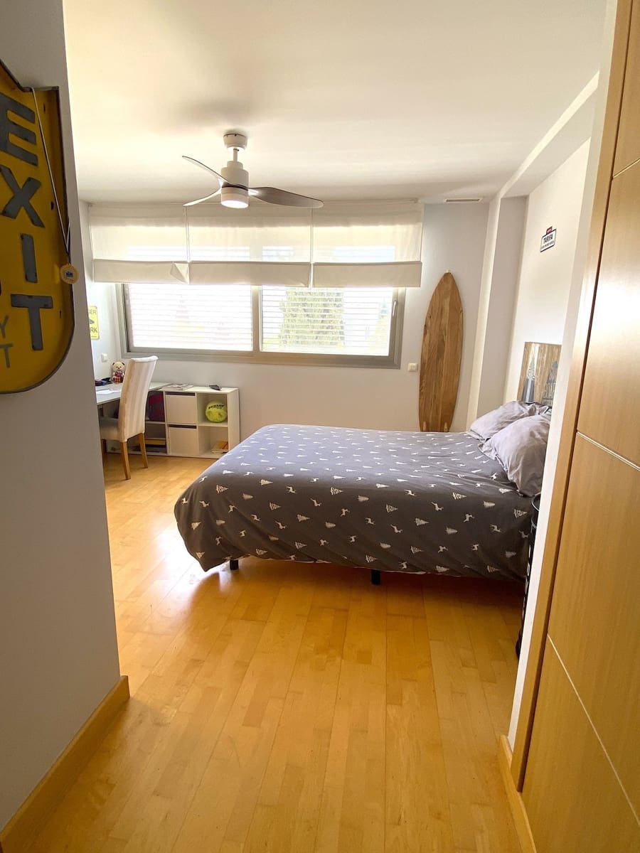 5 bedroom Penthouse for sale in La Cala de Mijas with pool garage - € 739,000 (Ref: 9687539)