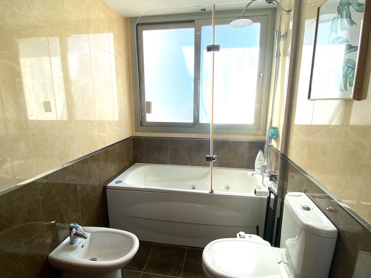 5 bedroom Penthouse for sale in La Cala de Mijas with pool garage - € 739,000 (Ref: 9687539)