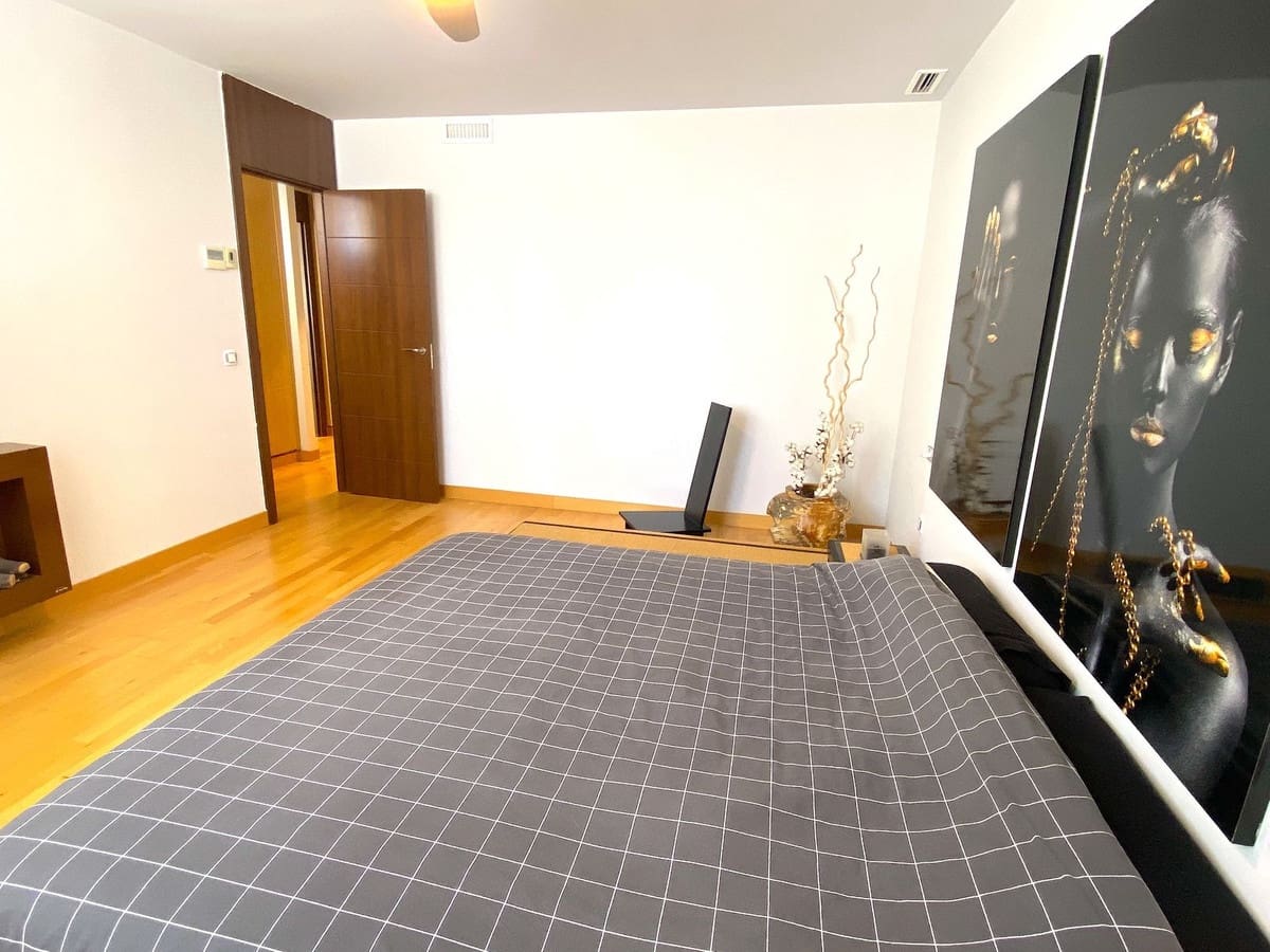 5 bedroom Penthouse for sale in La Cala de Mijas with pool garage - € 739,000 (Ref: 9687539)