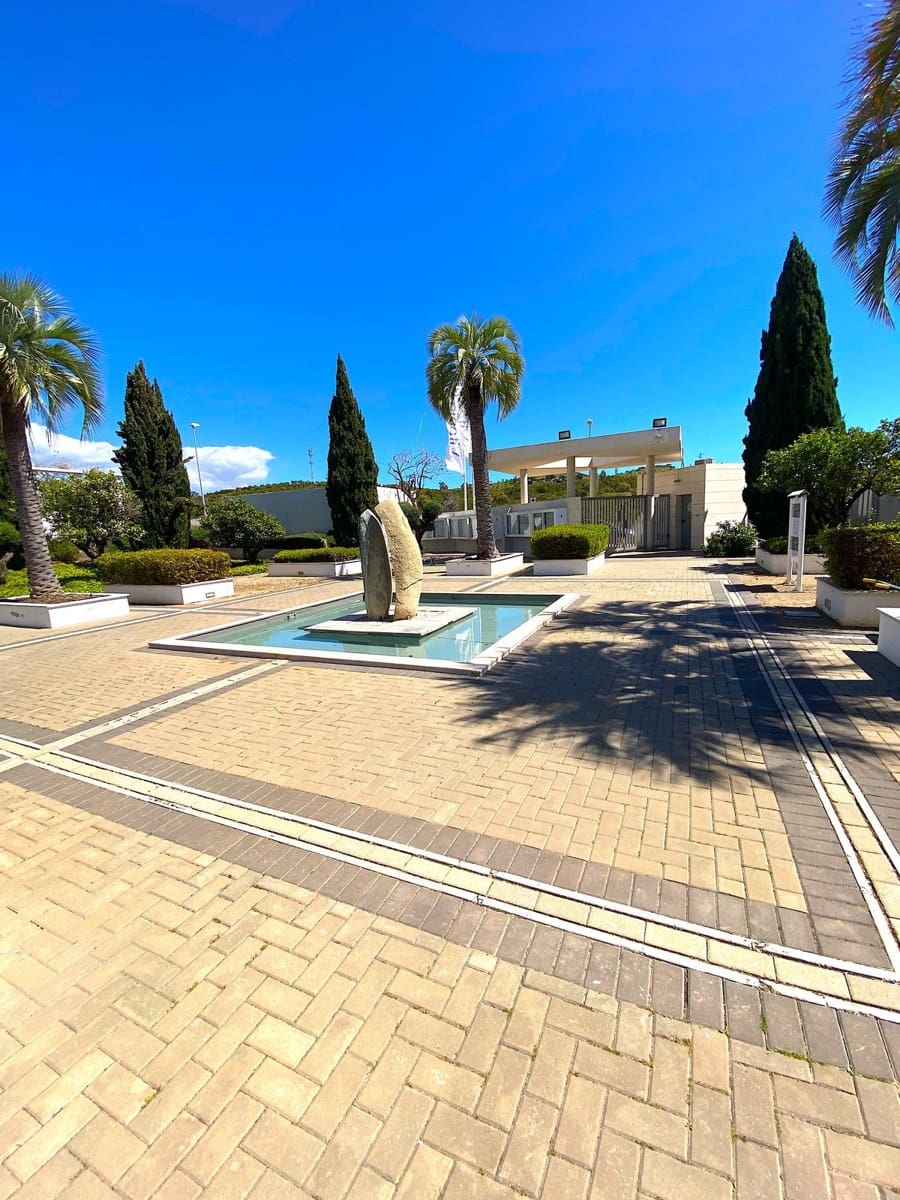 5 bedroom Penthouse for sale in La Cala de Mijas with pool garage - € 739,000 (Ref: 9687539)
