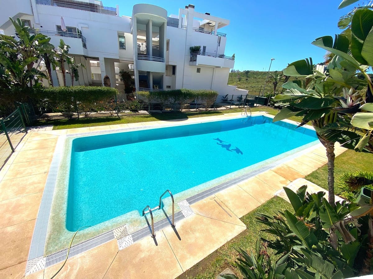 5 bedroom Penthouse for sale in La Cala de Mijas with pool garage - € 739,000 (Ref: 9687539)