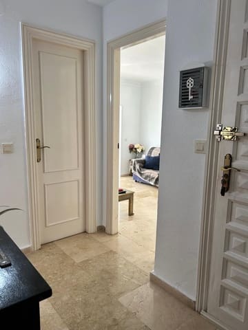 2 sypialnia Apartament na sprzedaż w El Paraiso, Estepona z basenem - 299 000 € (Ref: 9720482)