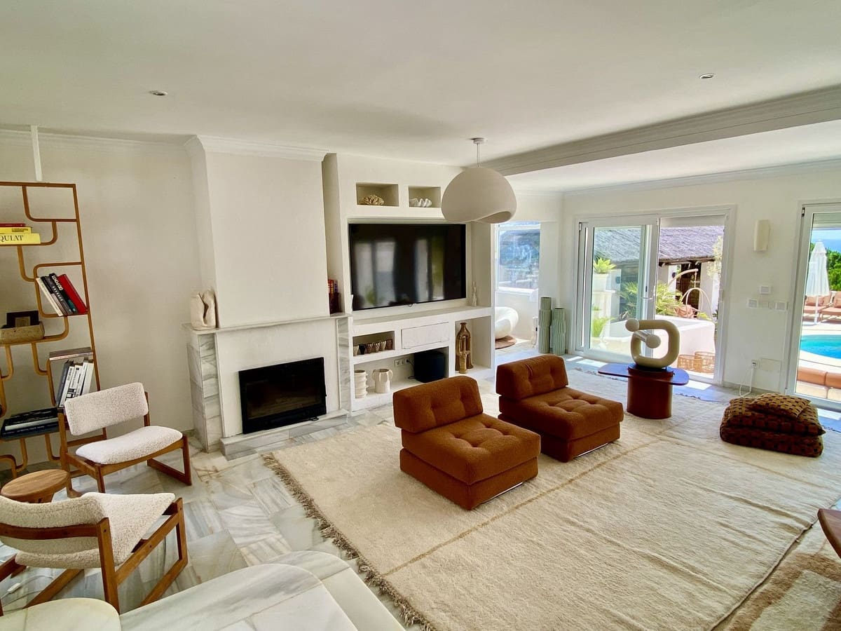 4 chambre Villa/Maison à vendre à Estepona avec piscine garage - 1 595 000 € (Ref: 9844758)