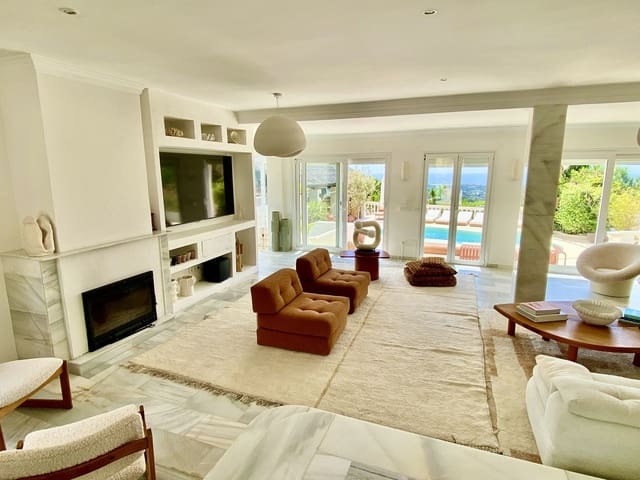 4 chambre Villa/Maison à vendre à Altos de Estepona, Estepona avec piscine garage - 1 595 000 € (Ref: 9844758)