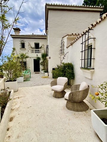 4 chambre Villa/Maison à vendre à Altos de Estepona, Estepona avec piscine garage - 1 595 000 € (Ref: 9844758)