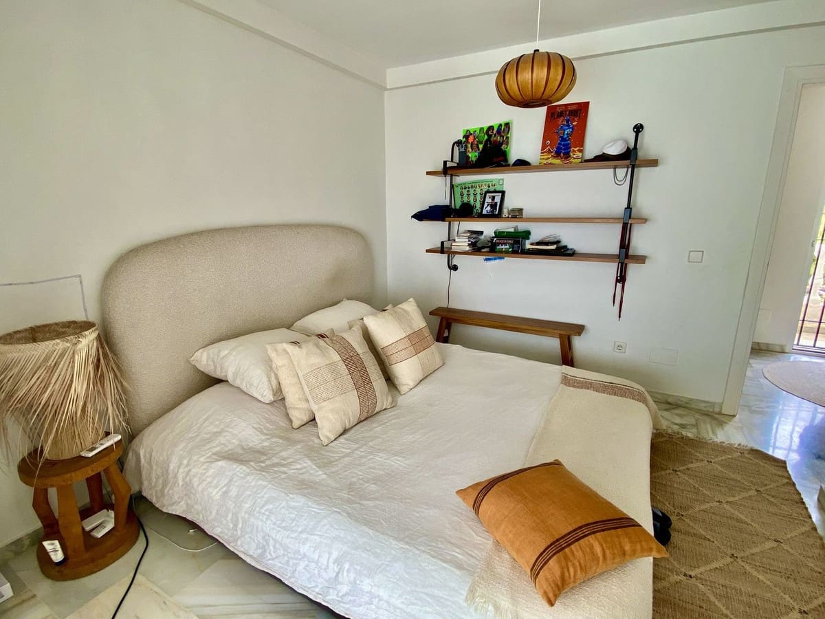 4 chambre Villa/Maison à vendre à Estepona avec piscine garage - 1 595 000 € (Ref: 9844758)