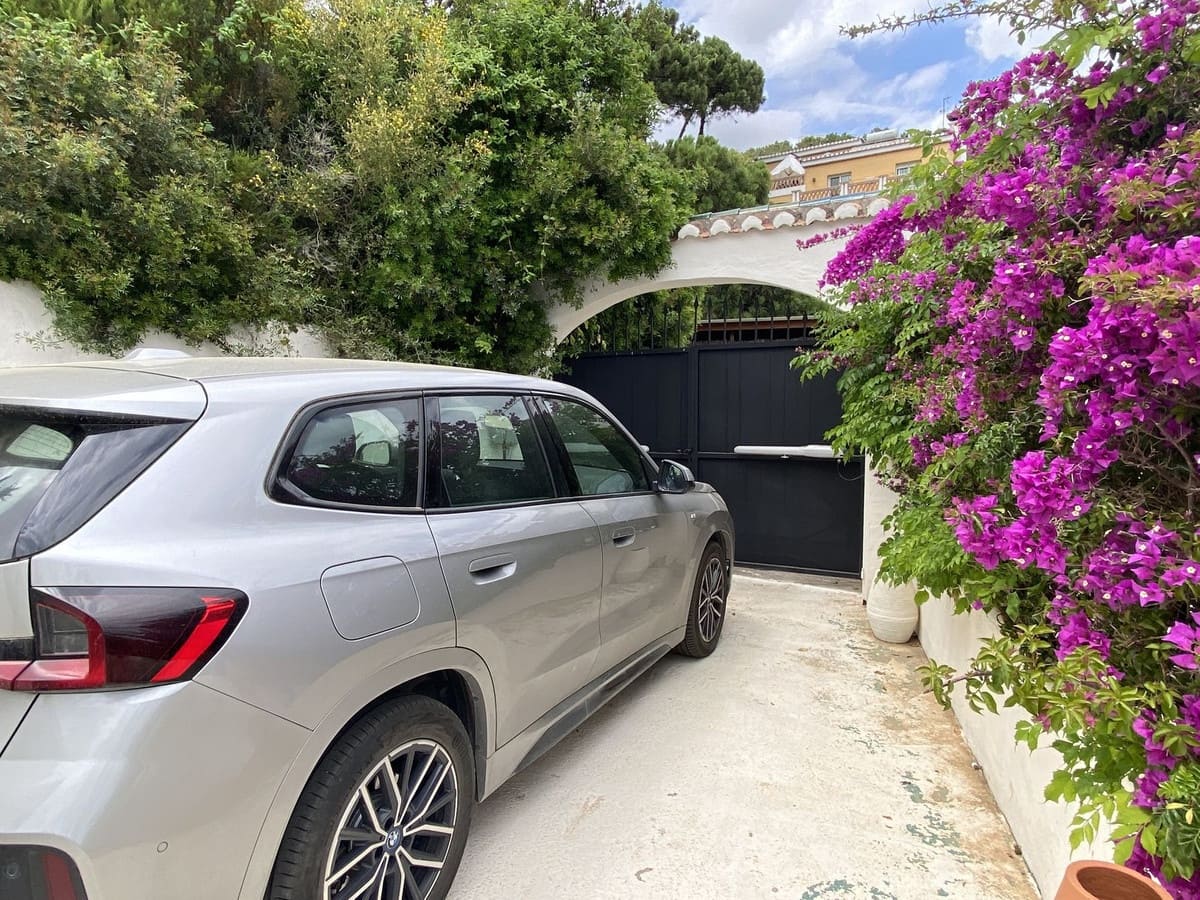 4 chambre Villa/Maison à vendre à Estepona avec piscine garage - 1 595 000 € (Ref: 9844758)
