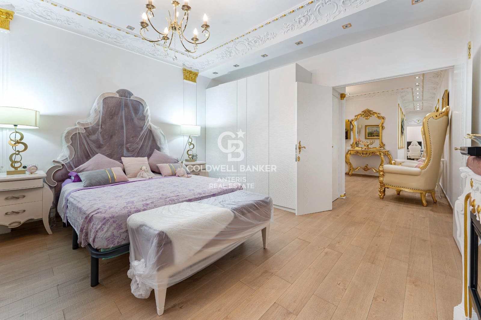 3 bedroom Flat for sale in Barcelona city - € 745,000 (Ref: 10055620)