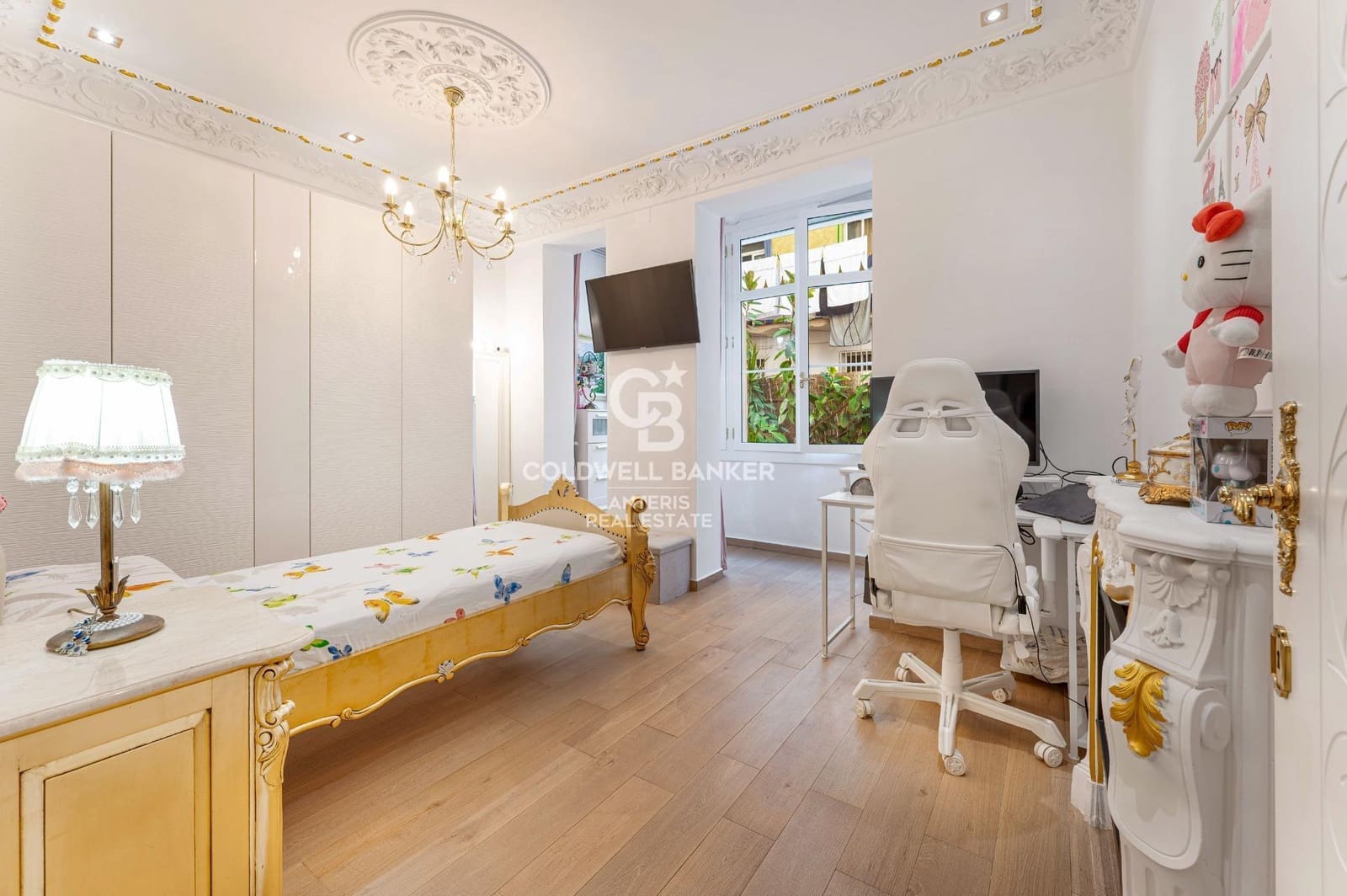 3 bedroom Flat for sale in Barcelona city - € 745,000 (Ref: 10055620)