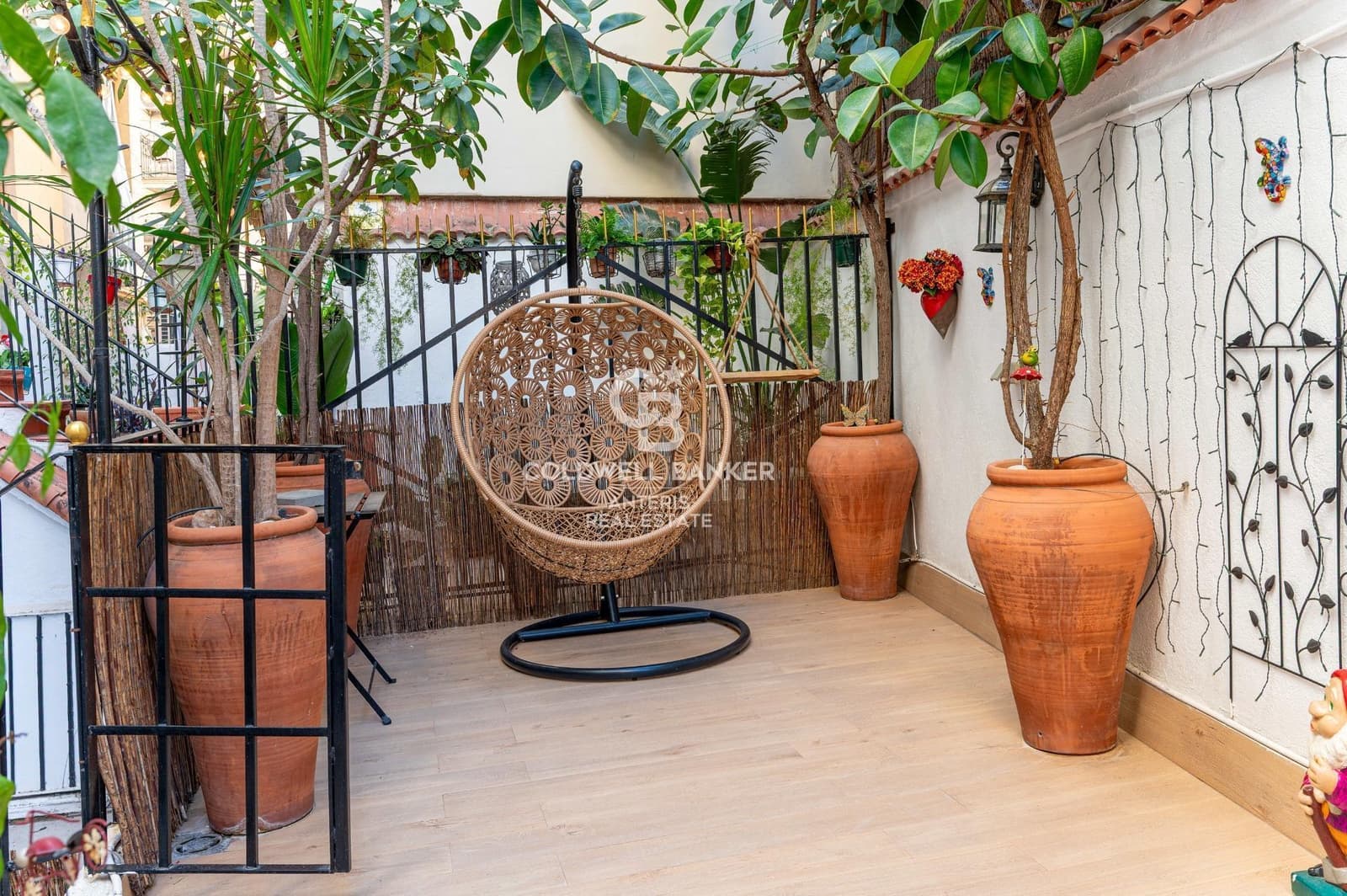3 bedroom Flat for sale in Barcelona city - € 745,000 (Ref: 10055620)