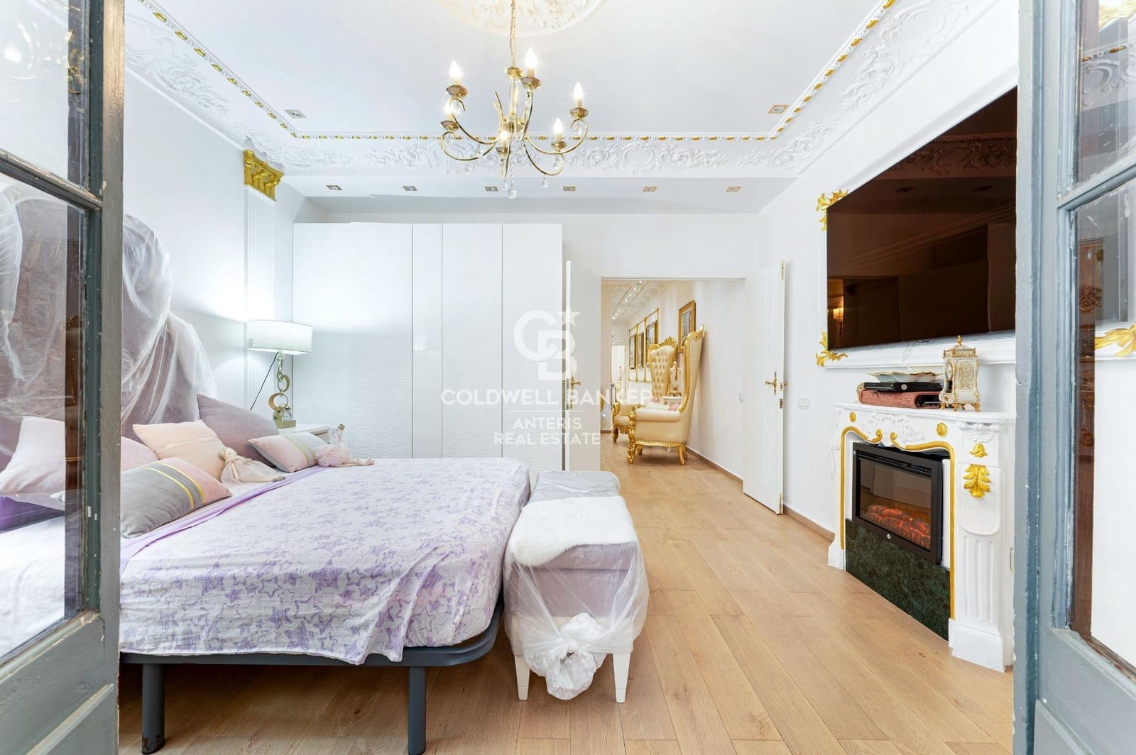 3 bedroom Flat for sale in Barcelona city - € 745,000 (Ref: 10055620)