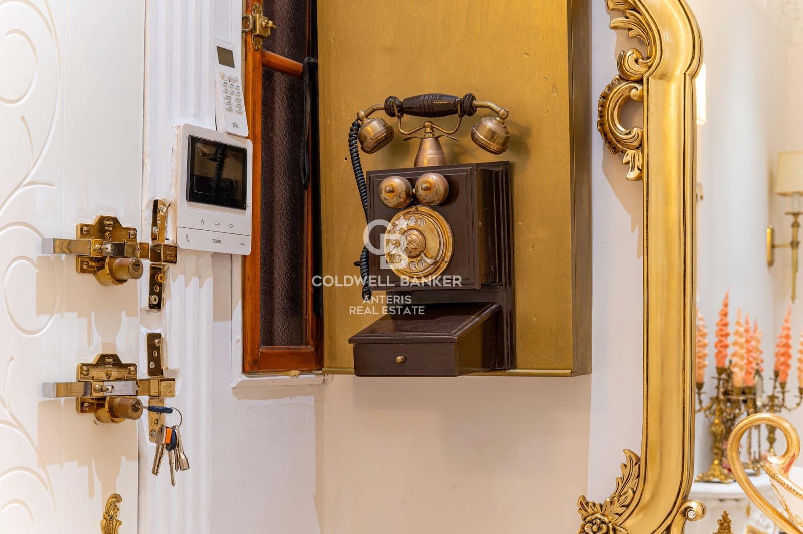 3 bedroom Flat for sale in Barcelona city - € 745,000 (Ref: 10055620)