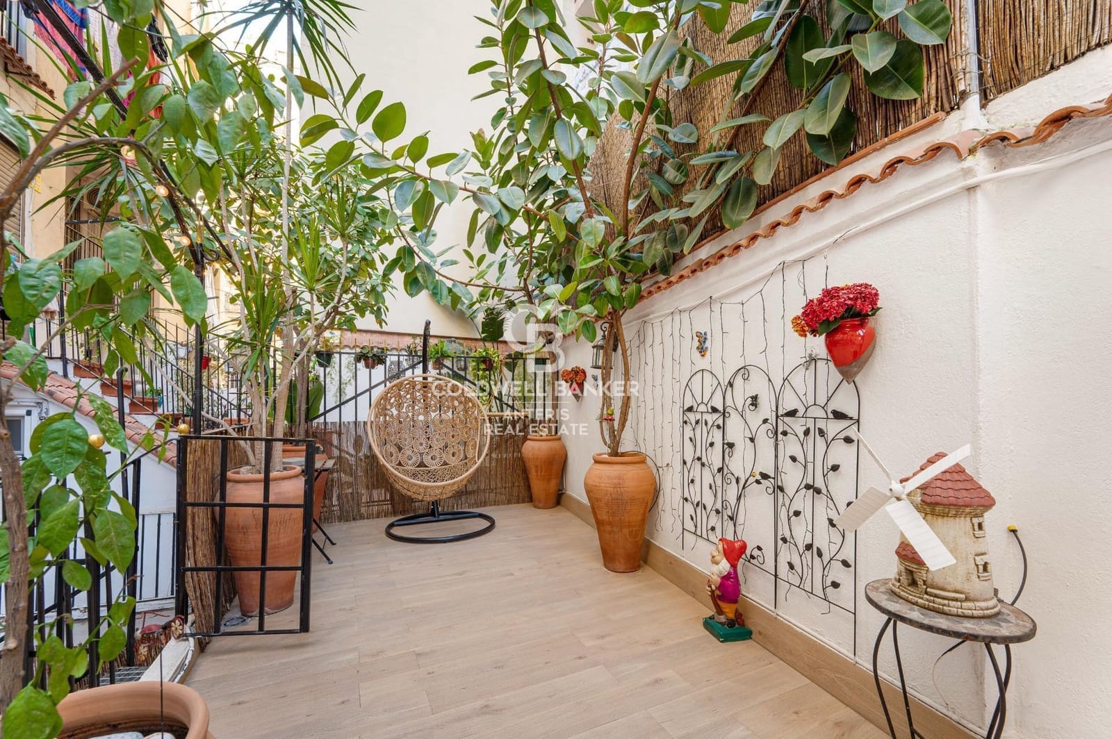 3 bedroom Flat for sale in Barcelona city - € 745,000 (Ref: 10055620)