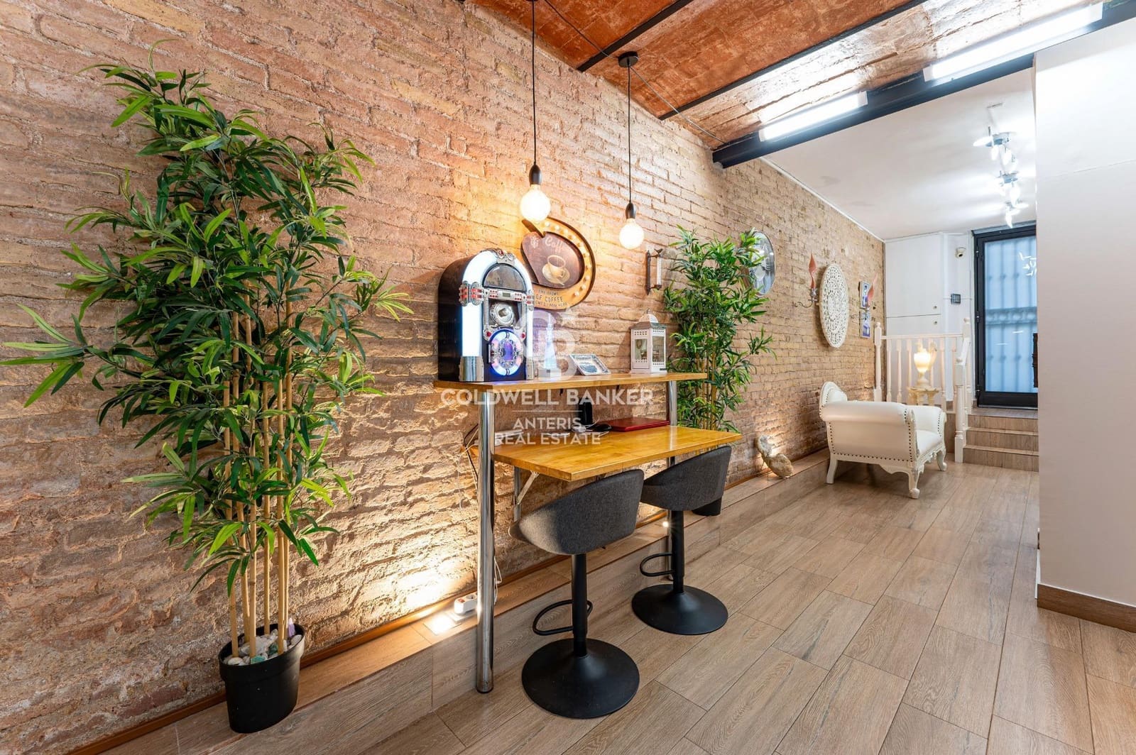 3 bedroom Flat for sale in Barcelona city - € 745,000 (Ref: 10055620)