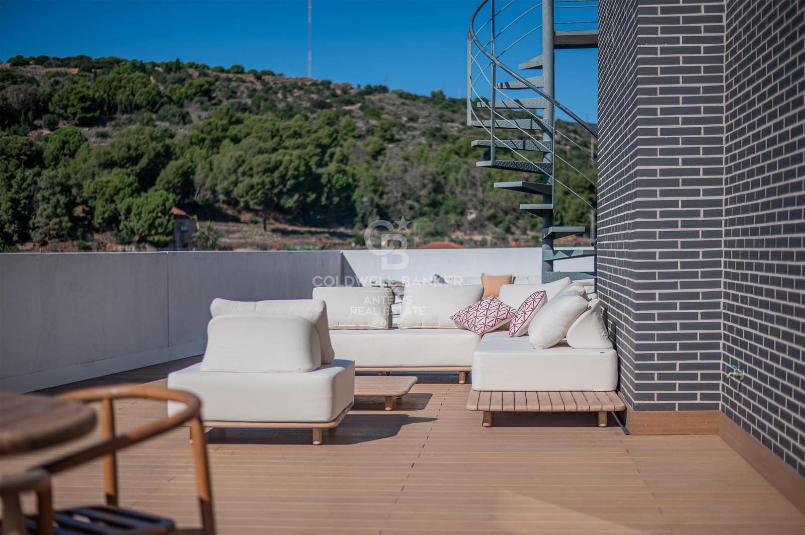3 soverom Penthouse til salgs i Montgat med svømmebasseng - € 980 000 (Ref: 10059080)
