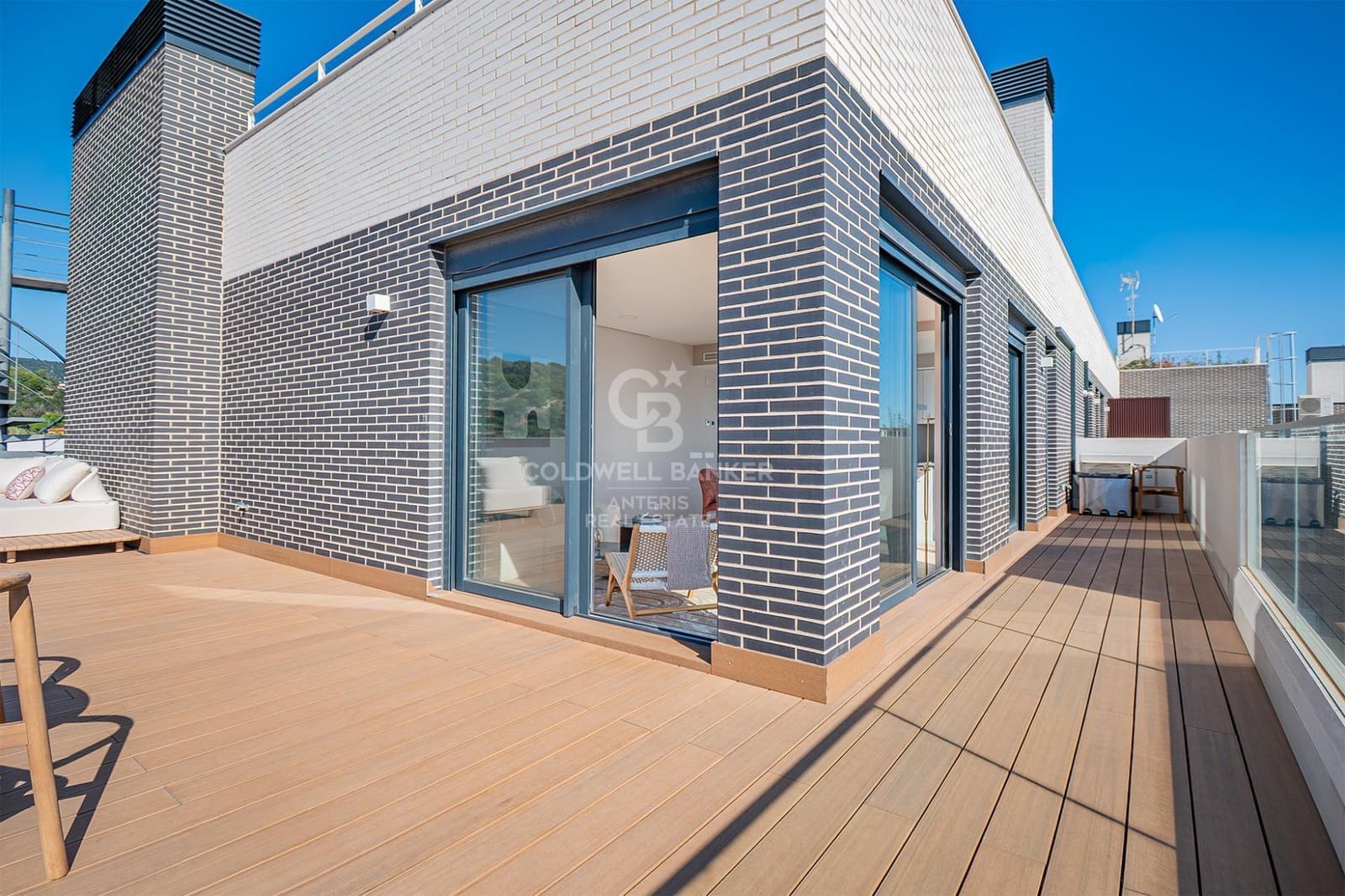 3 soverom Penthouse til salgs i Montgat med svømmebasseng - € 980 000 (Ref: 10059080)