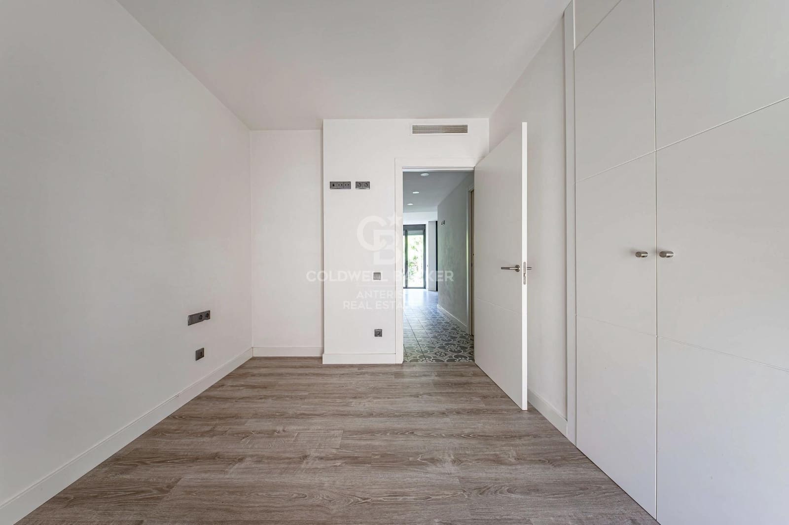 2 sypialnia Mieszkanie na sprzedaż w Miasto Barcelona z garażem - 464 000 € (Ref: 10059081)