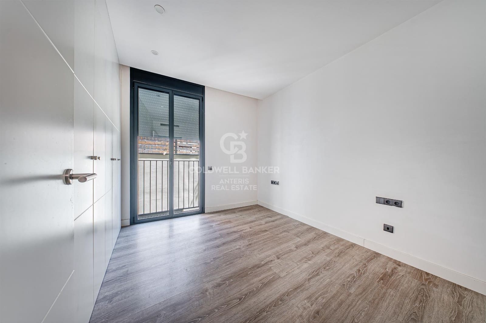 2 sypialnia Mieszkanie na sprzedaż w Miasto Barcelona z garażem - 464 000 € (Ref: 10059081)
