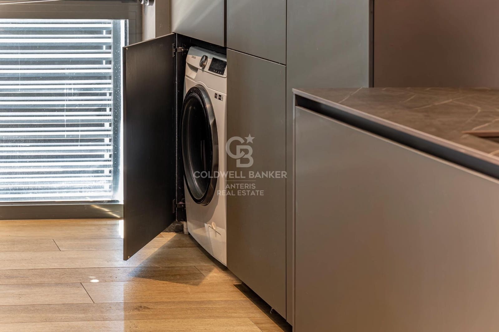 4 soverom Penthouse til salgs i Badalona med svømmebasseng - € 850 000 (Ref: 10059083)