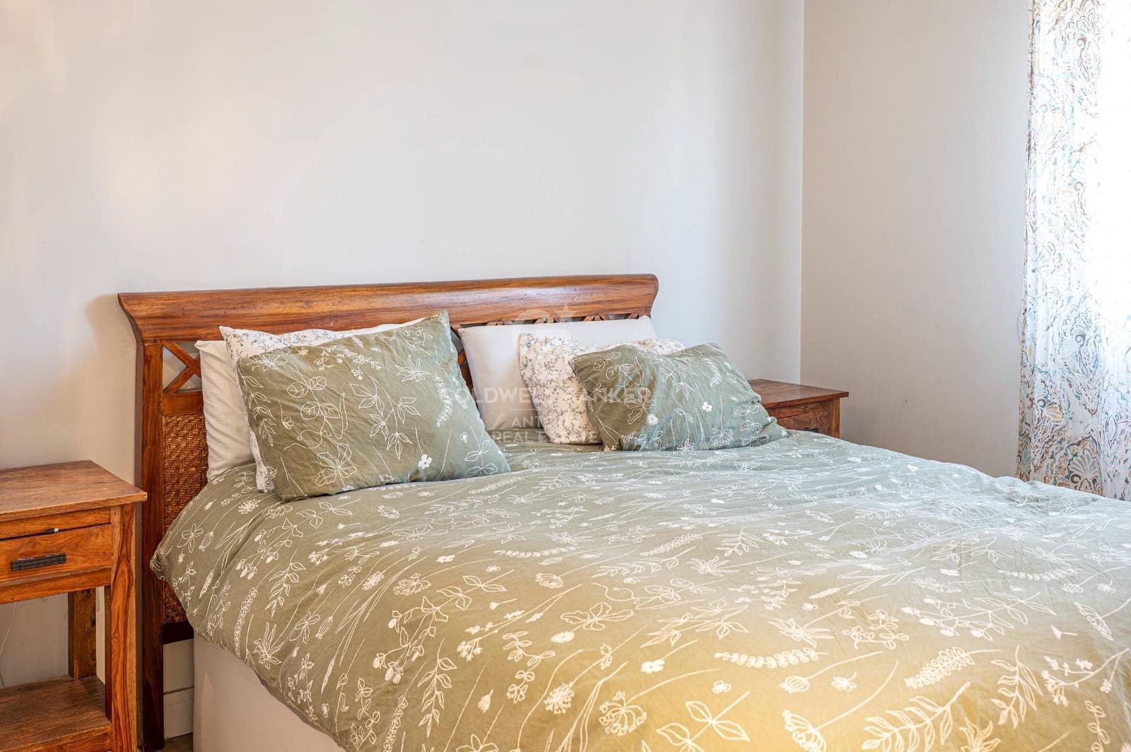 4 soverom Penthouse til salgs i Badalona med svømmebasseng - € 850 000 (Ref: 10059083)