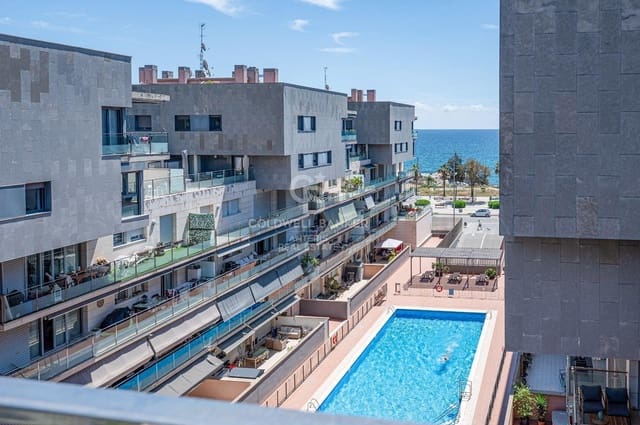 4 slaapkamer Penthouse te koop in Badalona met zwembad - € 850.000 (Ref: 10059083)