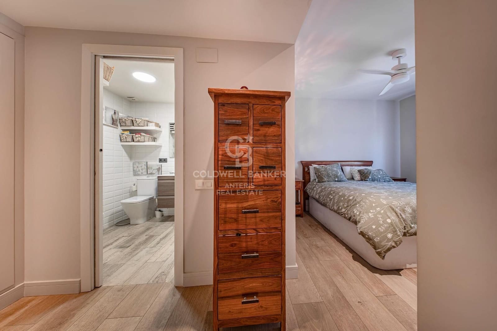 4 soverom Penthouse til salgs i Badalona med svømmebasseng - € 850 000 (Ref: 10059083)