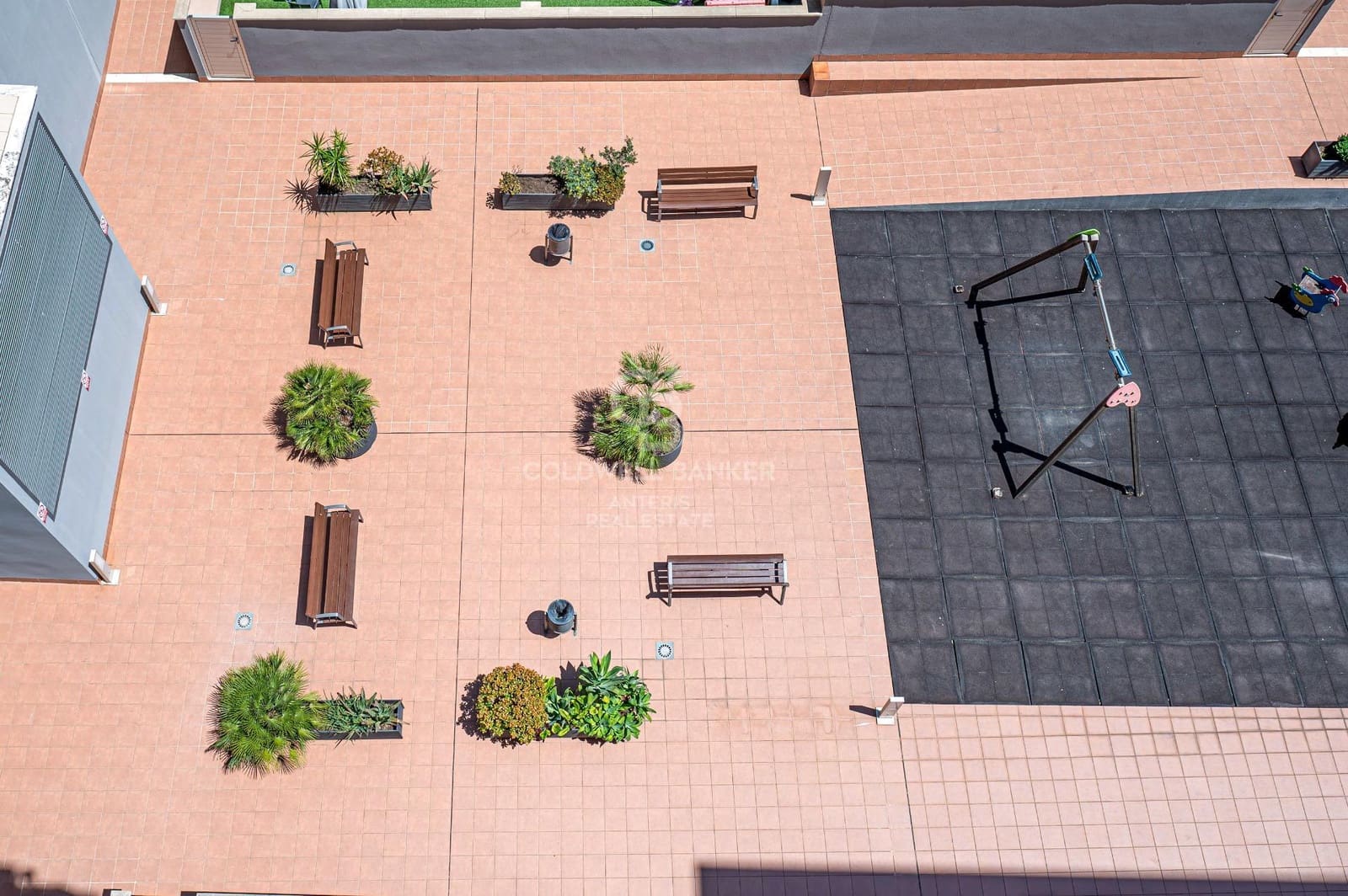 4 soverom Penthouse til salgs i Badalona med svømmebasseng - € 850 000 (Ref: 10059083)