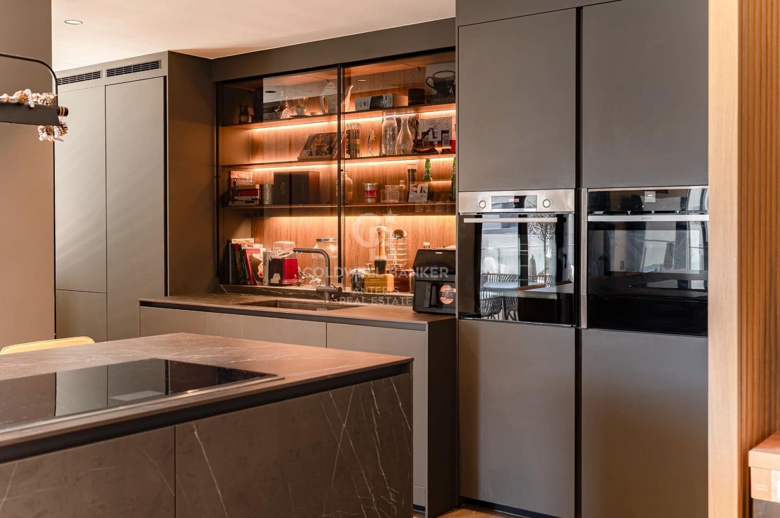 4 soverom Penthouse til salgs i Badalona med svømmebasseng - € 850 000 (Ref: 10059083)