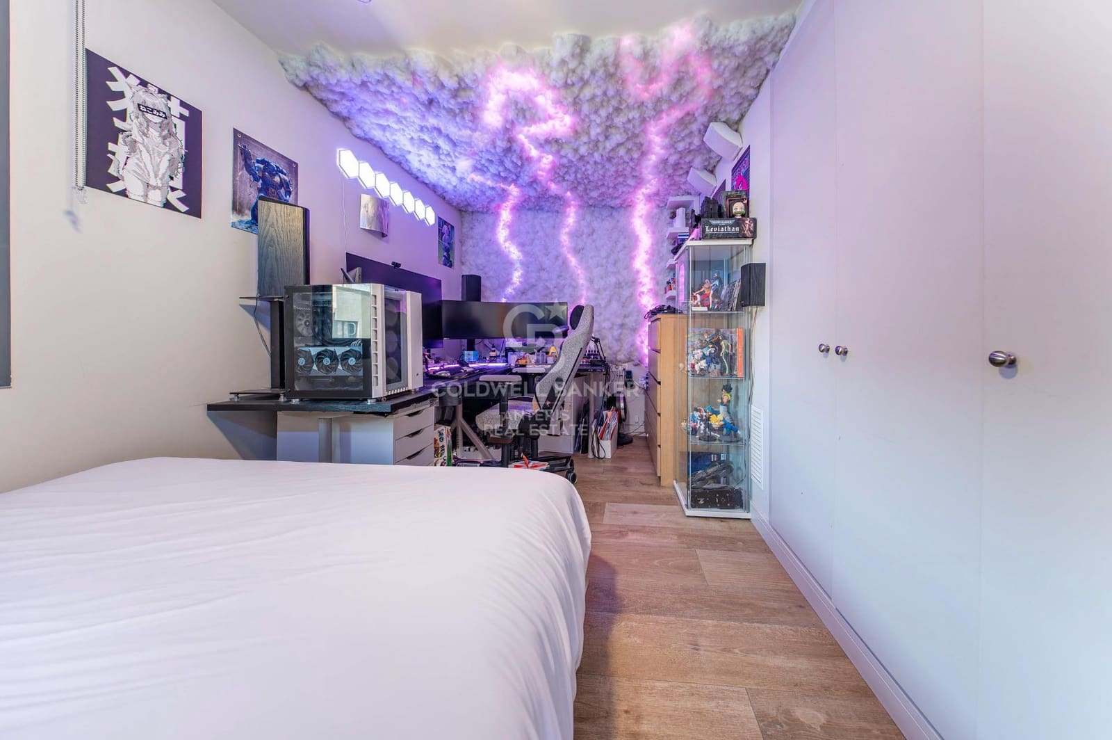 4 soverom Penthouse til salgs i Badalona med svømmebasseng - € 850 000 (Ref: 10059083)