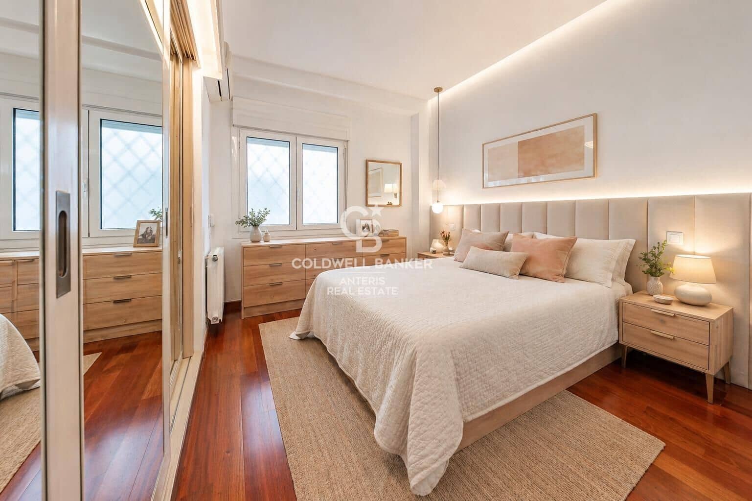 2 sypialnia Mieszkanie na sprzedaż w Miasto Barcelona - 845 000 € (Ref: 10059085)
