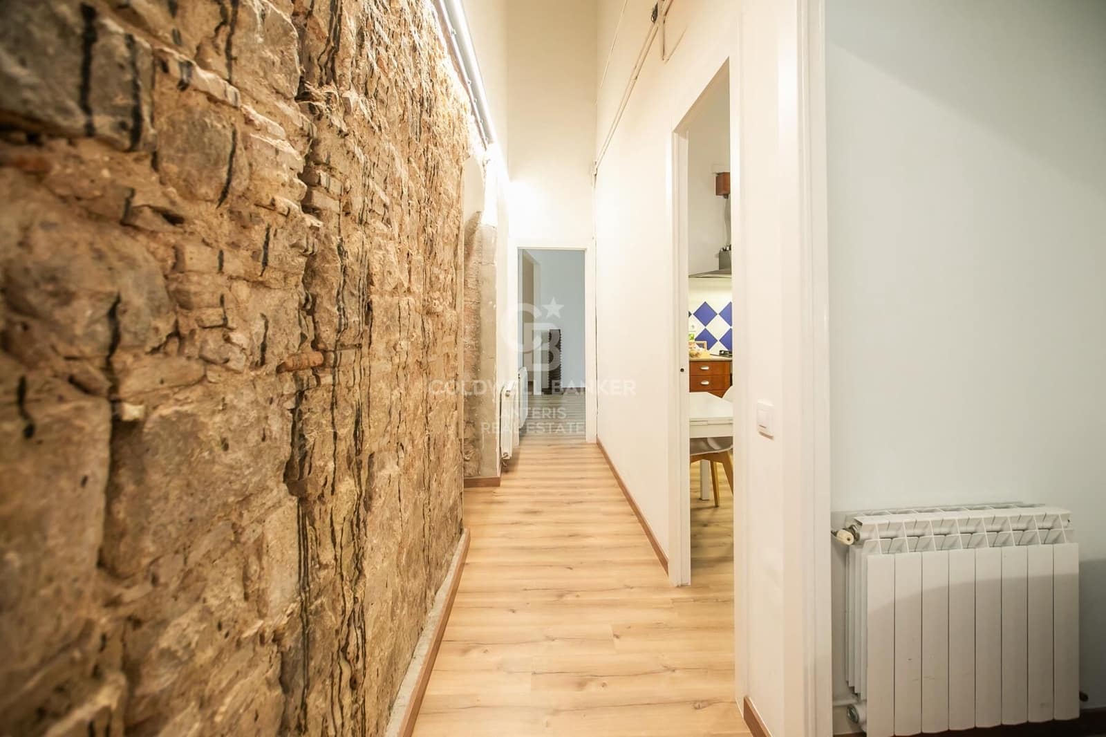 1 sypialnia Mieszkanie na sprzedaż w Miasto Barcelona - 414 000 € (Ref: 10059087)