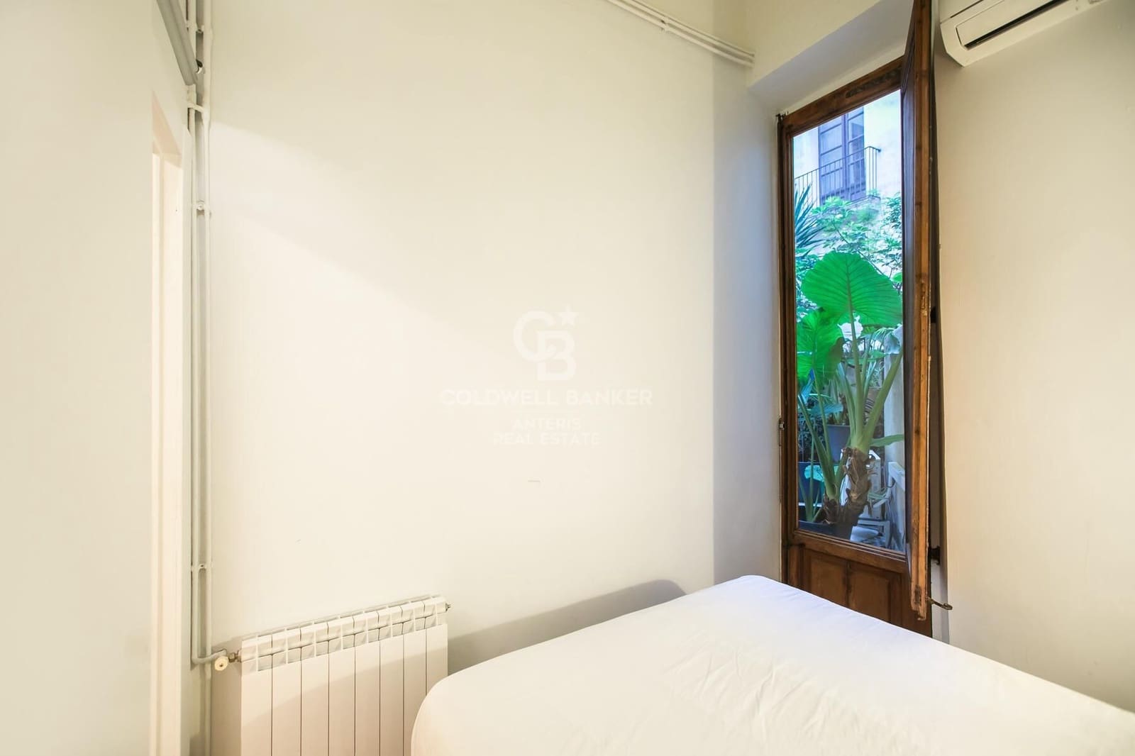 1 sypialnia Mieszkanie na sprzedaż w Miasto Barcelona - 414 000 € (Ref: 10059087)