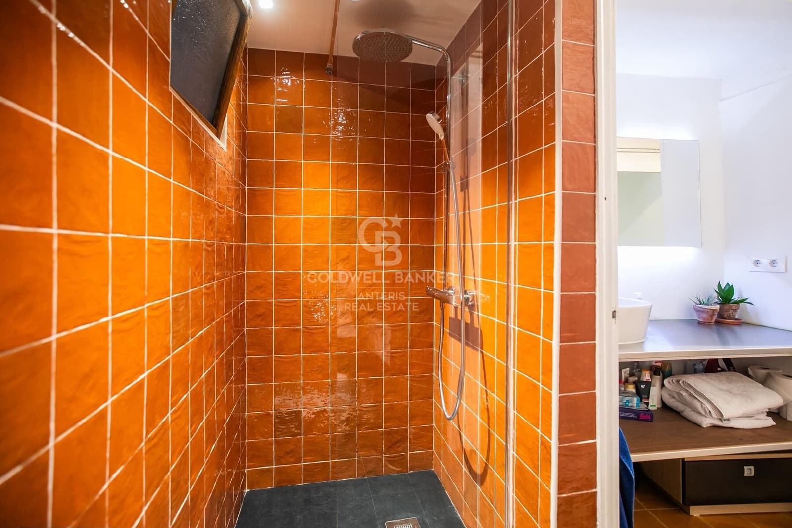 1 sypialnia Mieszkanie na sprzedaż w Miasto Barcelona - 414 000 € (Ref: 10059087)
