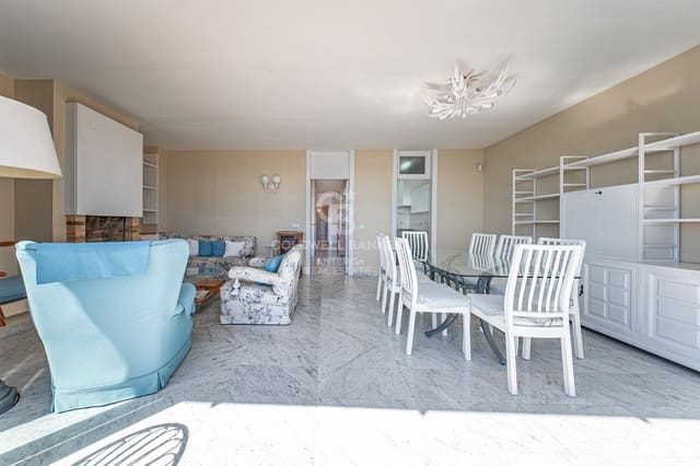 5 soveværelse Lejlighed til salg i Lloret de Mar med garage - € 495.000 (Ref: 10059088)