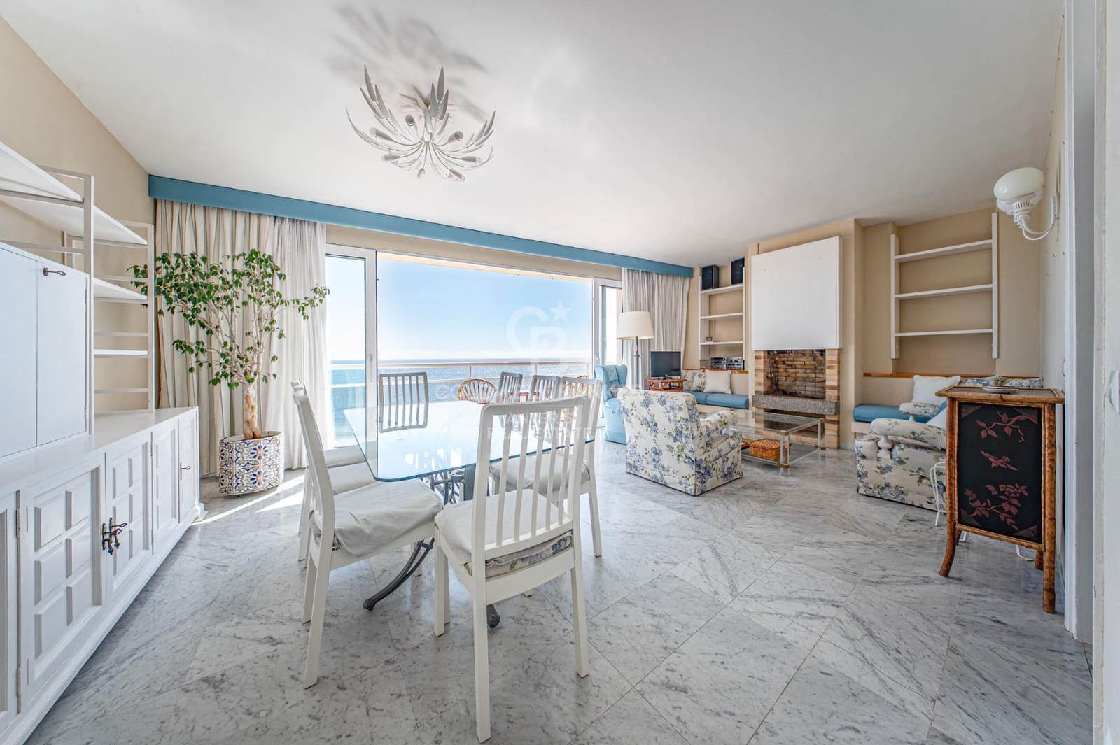 5 makuuhuone Asunto myytävänä paikassa Lloret de Mar mukana 
autotalli - 495 000 € (Ref: 10059088)