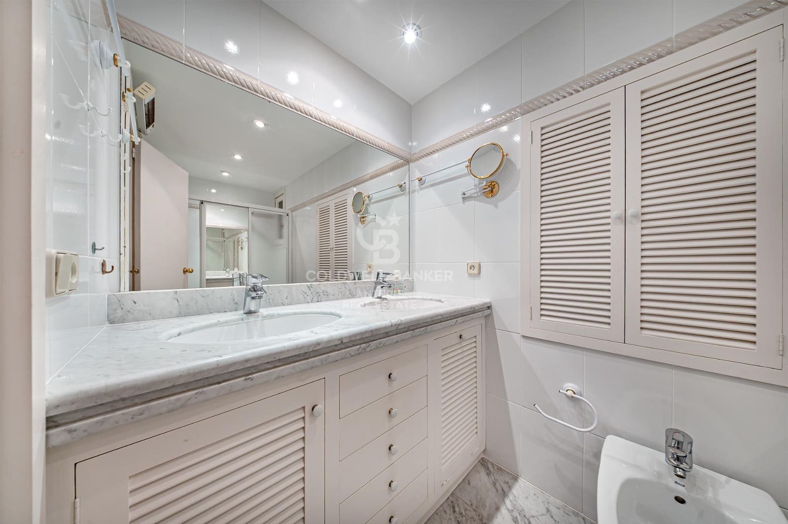 5 bedroom Flat for sale in Lloret de Mar with garage - € 495,000 (Ref: 10059088)
