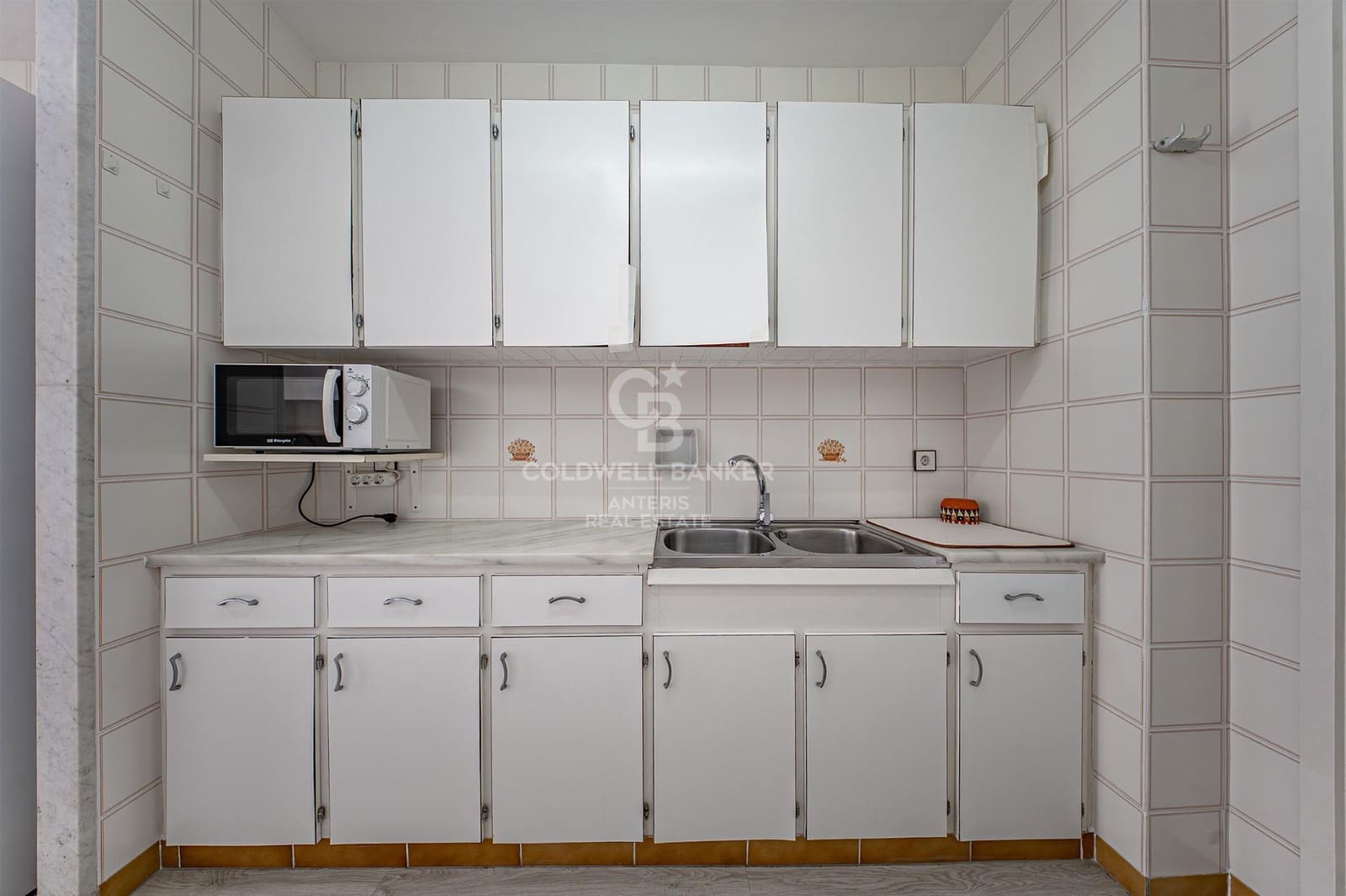5 bedroom Flat for sale in Lloret de Mar with garage - € 495,000 (Ref: 10059088)