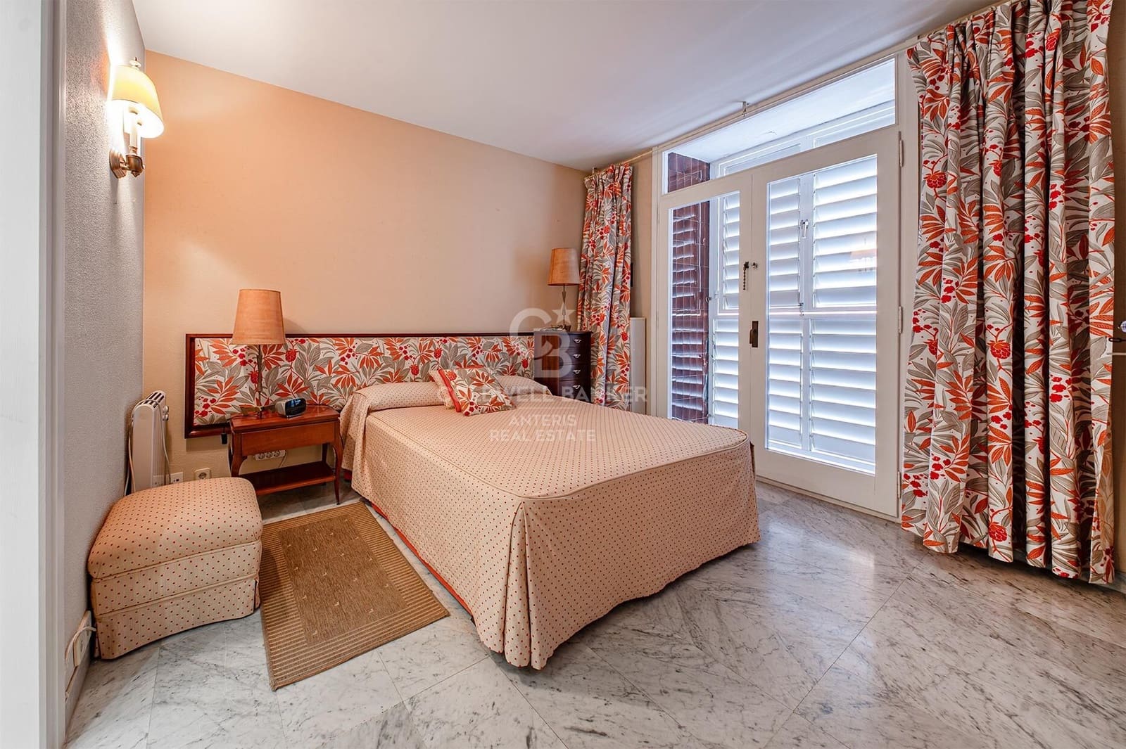 5 bedroom Flat for sale in Lloret de Mar with garage - € 495,000 (Ref: 10059088)