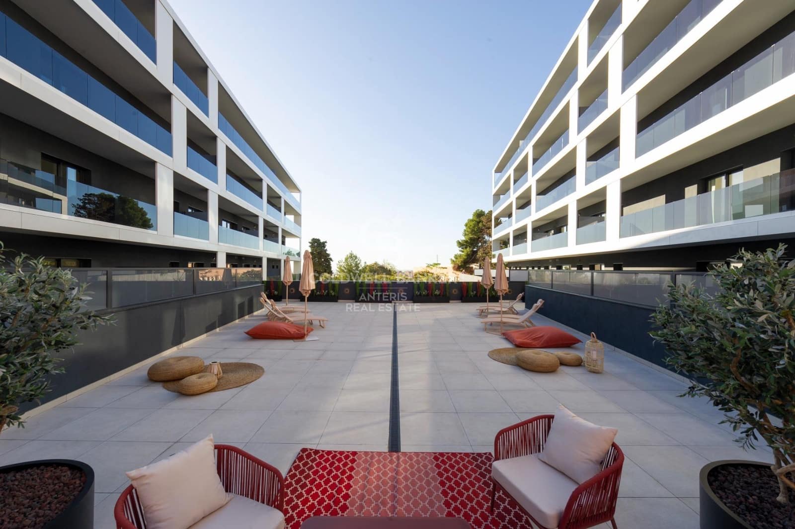 3 bedroom Flat for sale in Esplugues de Llobregat - € 430,000 (Ref: 10059091)