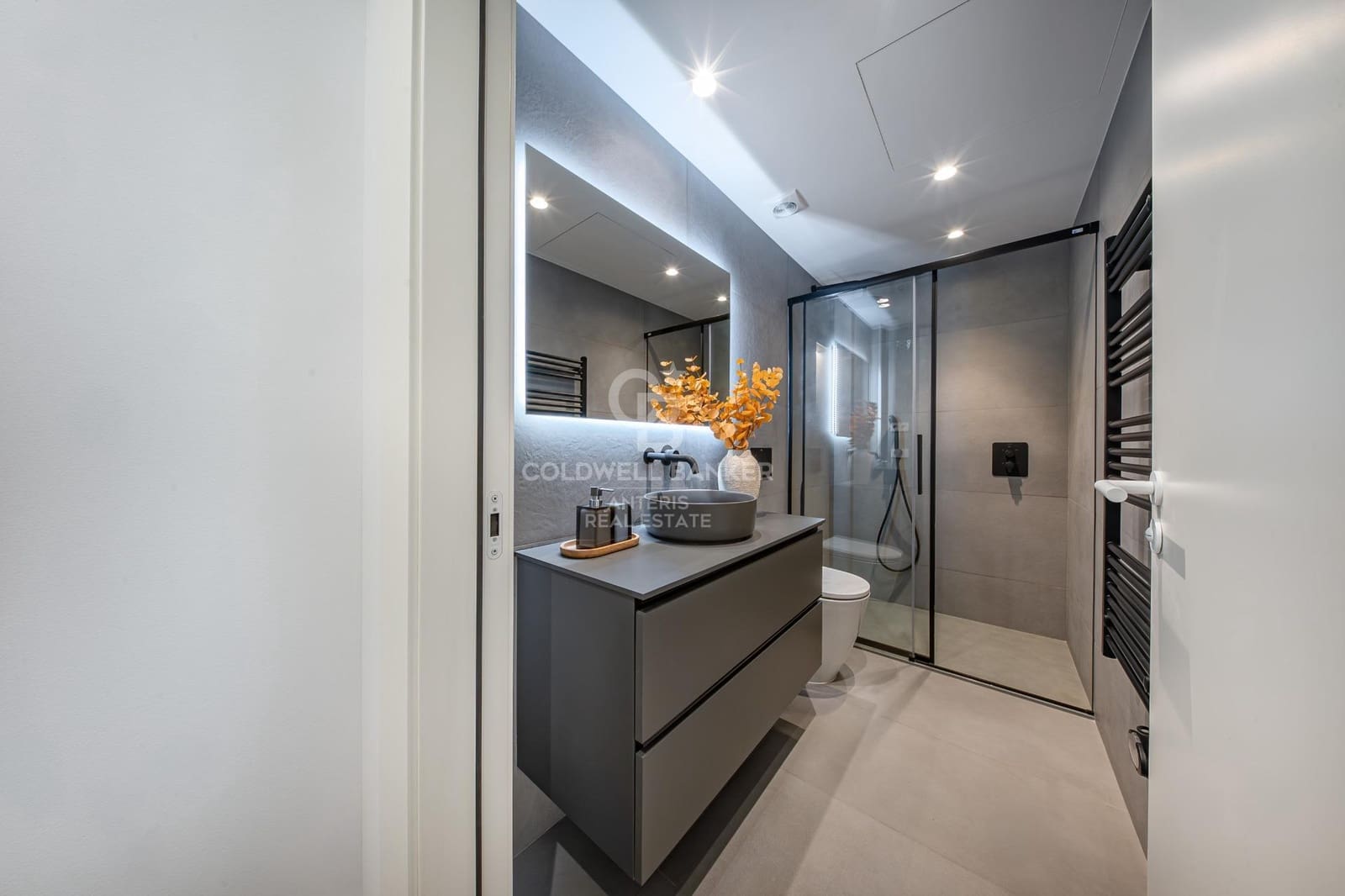 3 soverom Leilighet til salgs i Barcelona by med svømmebasseng - € 590 000 (Ref: 10059093)