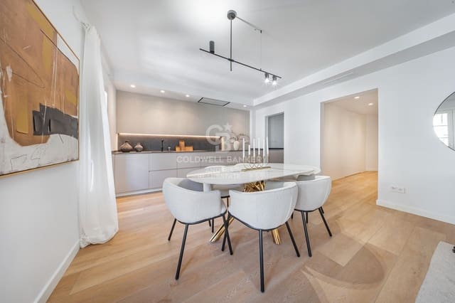 3 soverom Leilighet til salgs i Sant Antoni, Barcelona by med svømmebasseng - € 590 000 (Ref: 10059093)