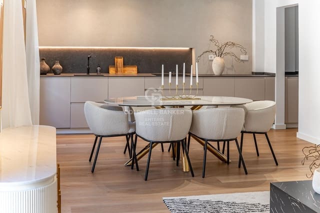 3 soverom Leilighet til salgs i Sant Antoni, Barcelona by med svømmebasseng - € 590 000 (Ref: 10059093)