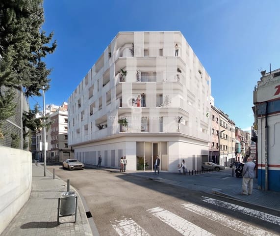 2 bedroom Flat for sale in L'Hospitalet de Llobregat with pool - € 480,000 (Ref: 10059094)