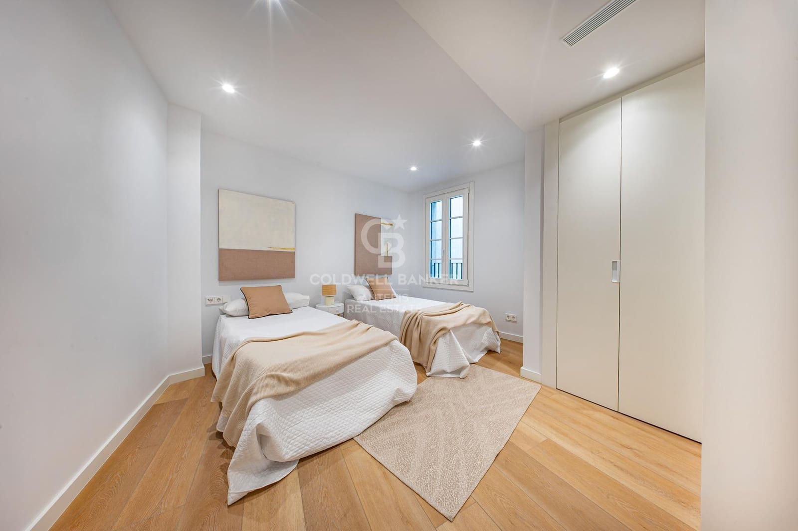 3 soverom Leilighet til salgs i Barcelona by med svømmebasseng - € 635 000 (Ref: 10059095)