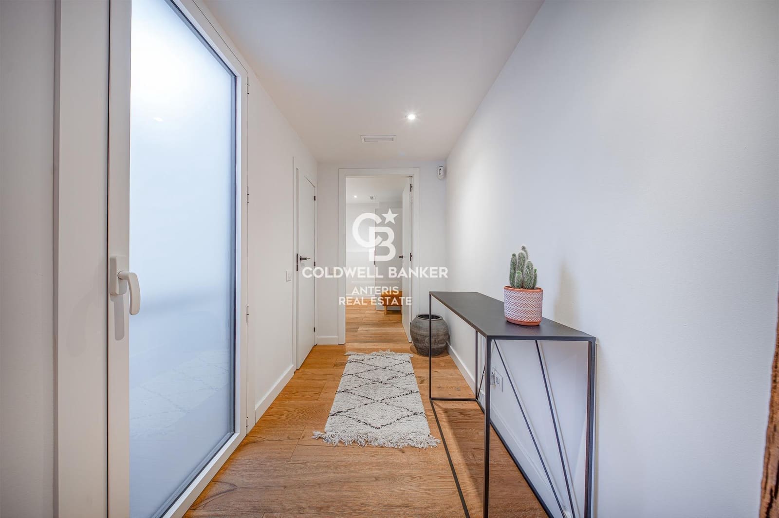 2 makuuhuone Kattohuoneisto myytävänä paikassa Barcelona kaupunki - 795 000 € (Ref: 10059097)