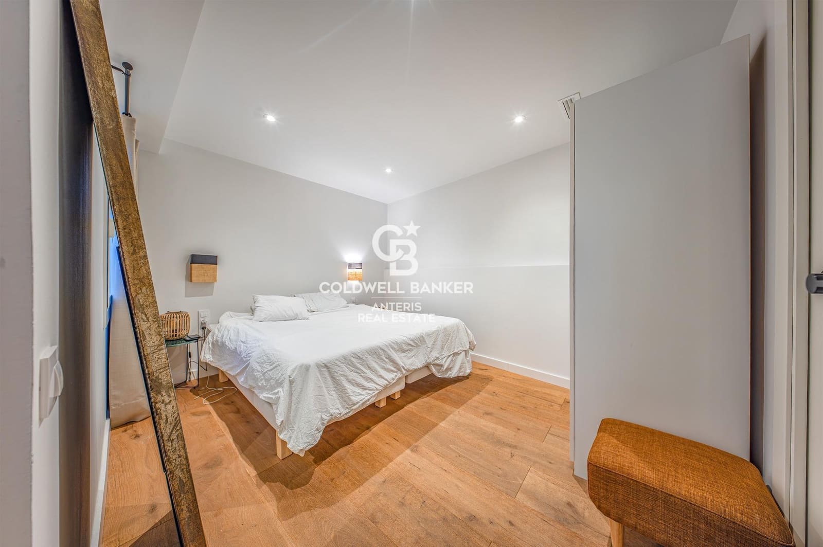 2 makuuhuone Kattohuoneisto myytävänä paikassa Barcelona kaupunki - 795 000 € (Ref: 10059097)